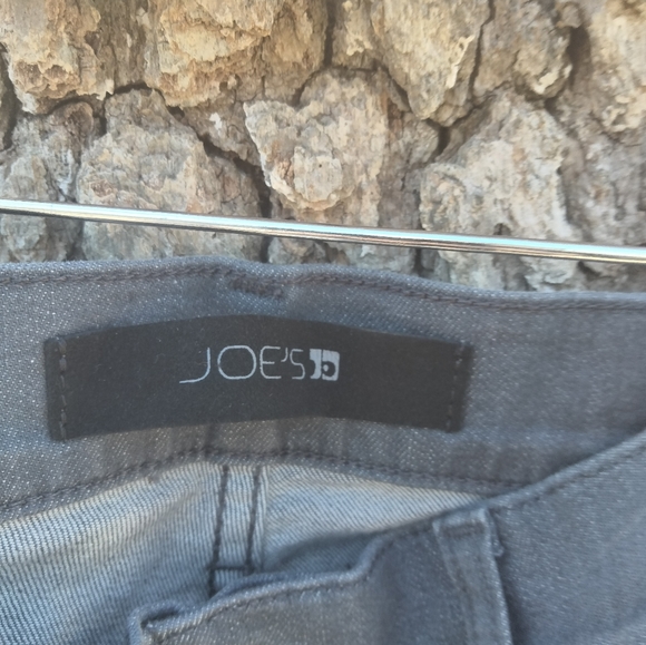 ⬇️Price Drop! ⬇️Joe's Jeans in size 33. - Picture 3 of 4